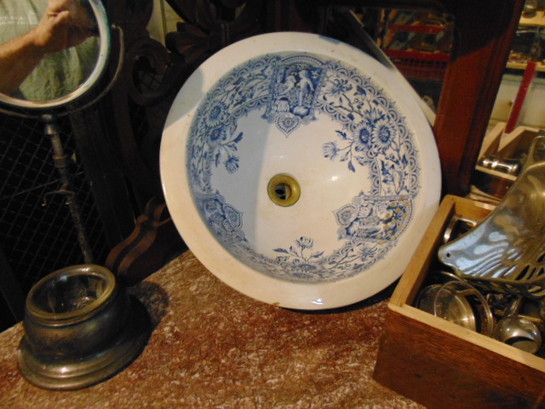 Antique Salvage Wall Sink Round Front